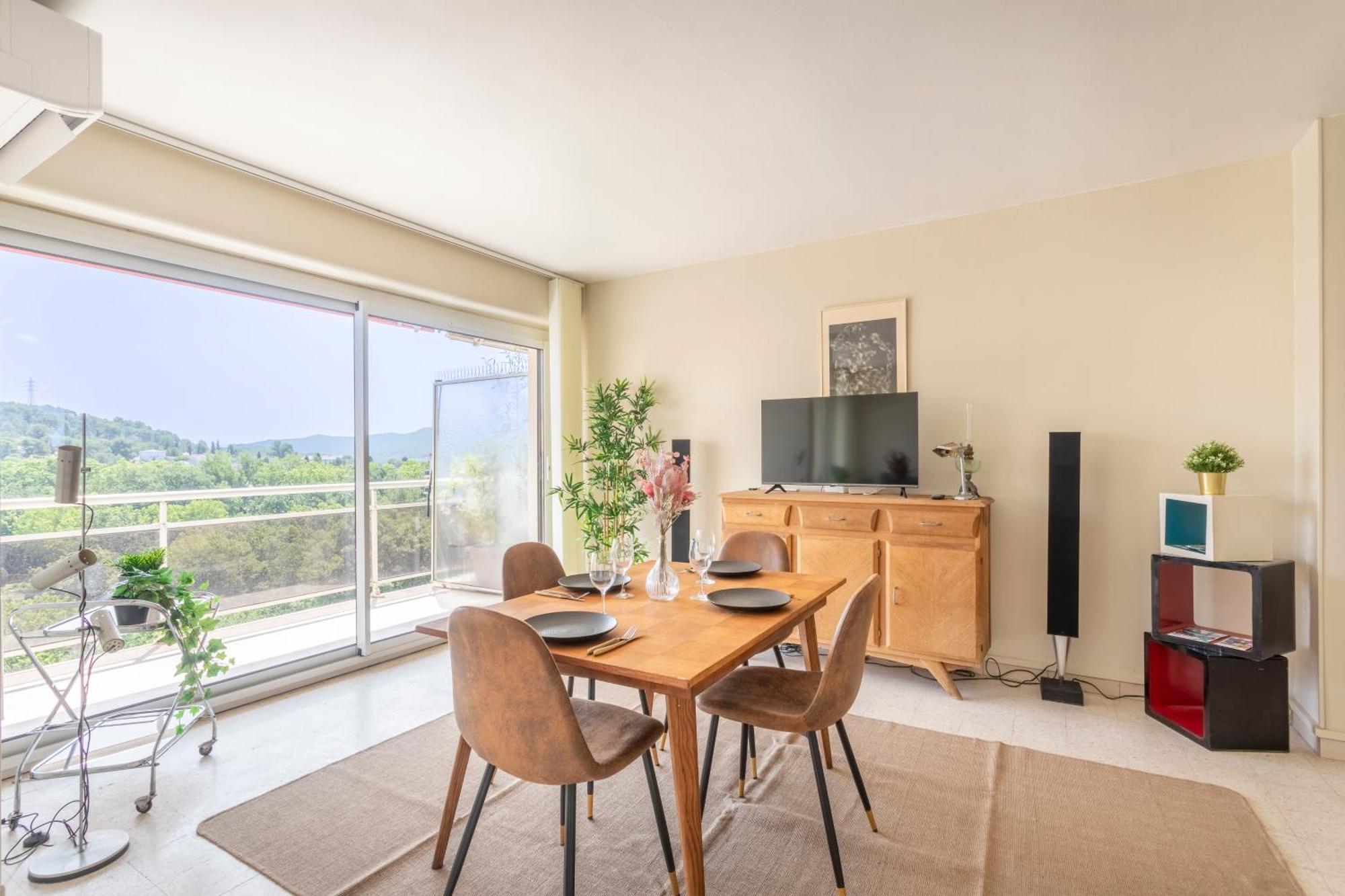 Grand T2 Lumineux Et Climatise Avec Balcon Apartment Aix-en-Provence Exterior photo