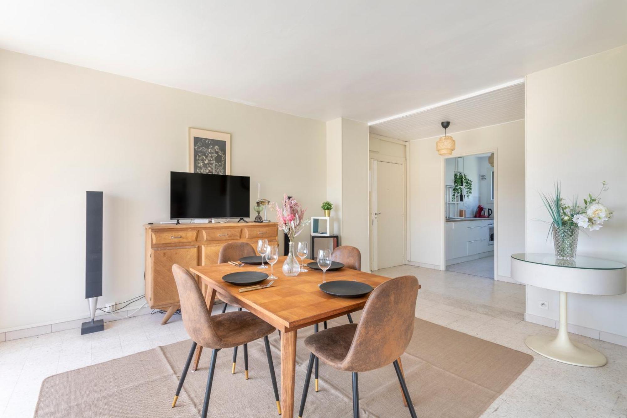 Grand T2 Lumineux Et Climatise Avec Balcon Apartment Aix-en-Provence Exterior photo